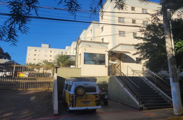Apartamento 2 quartos, 1 banheiro, 1 vaga, 42m² construídos, desocupado