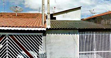 Casa aconchegante de 120m² construída, ocupada, ideal para reformas