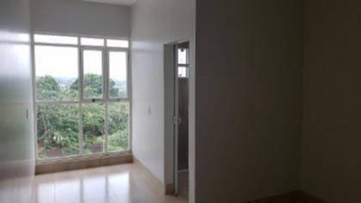 Casa com Piscina 245,85m² Desocupada em Jataí-GO