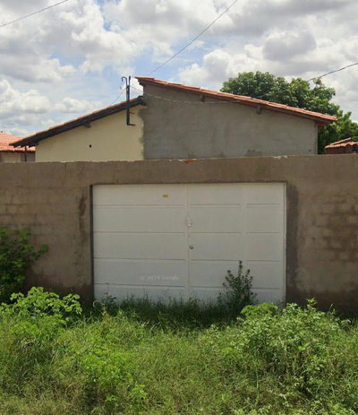 Casa com 3 Quartos e Área de Serviço em Teresina