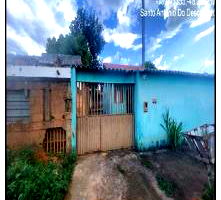 Casa com 2 quartos, varanda, área de serviço e 67,1m² construída