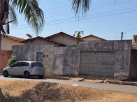 Casa com 98,33m² em Capinópolis