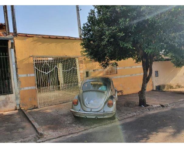 Casa Padrão Ocupada com 1 Vaga em Ourinhos/SP