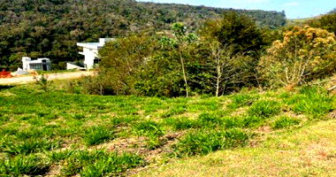 Terreno Urbano em Santana de Parnaíba - 712m²