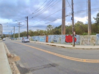 Terreno de 22.759,10m² no Córrego Grande, Florianópolis