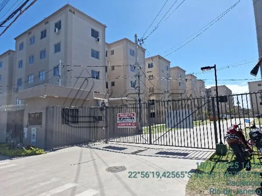 Apartamento com 1 quarto e vaga de garagem em Santa Cruz