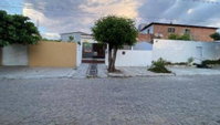 Casa 121 m² com 3 quartos e 2 banheiros em Caruaru - PE