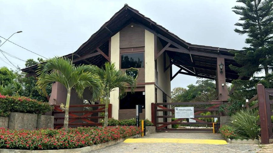 Casa em Santana com 6 vagas e 712m² de área construída