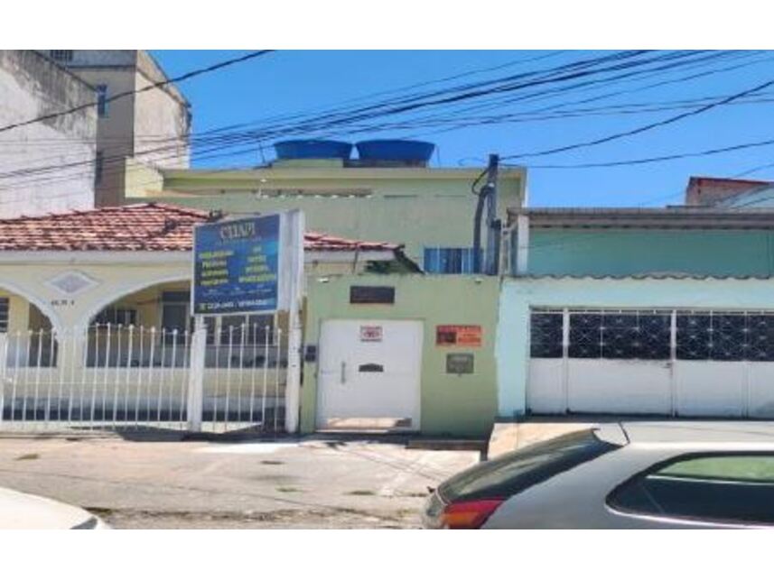 Casa em Leilão com 36m² de Área Construída em Penha, Rio de Janeiro