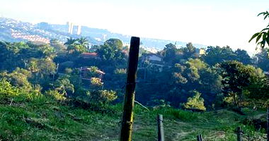 Terreno amplo de 3.040m² sem benfeitorias, excelente padrão
