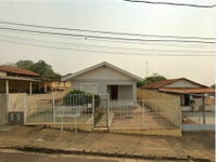 Casa Ocupada com 400m² de Terreno e 209,95m² Construídos