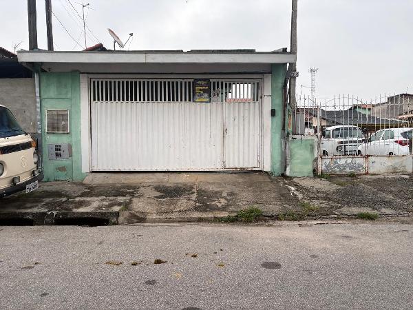 Casa com 2 quartos, 1 vaga de garagem, 104,4m², ocupada
