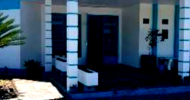 Edificação com aprox. 1.558m² em terreno de 15.000m²