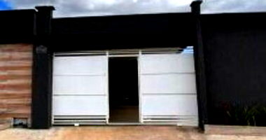 Casa em Leilão com 2 Quartos e 1 Banheiro em Águas Lindas de Goiás