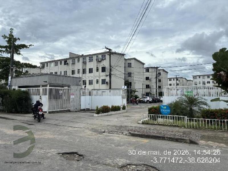 Apartamento 2 Quartos com Vaga em Condomínio