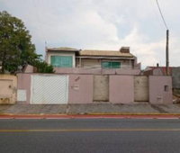 Casa Ocupada com 3 Quartos em Camboriú/SC