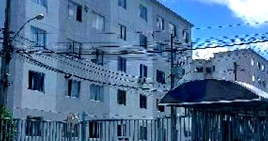 Apartamento em Camaçari/BA com 2 quartos