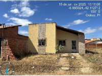 Casa com 2 quartos e terreno em Oeiras/PI