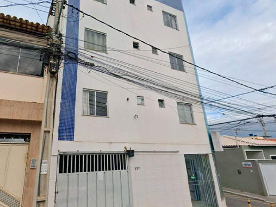 Apartamento com 1 suíte, 61 m²