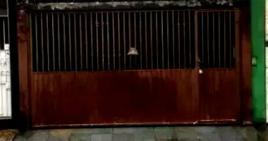 Sobrado com 3 dormitórios e 1 suíte em Jardim Promissão
