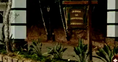 Casa com 4 quartos, 3 vagas, 395.66m² construídos