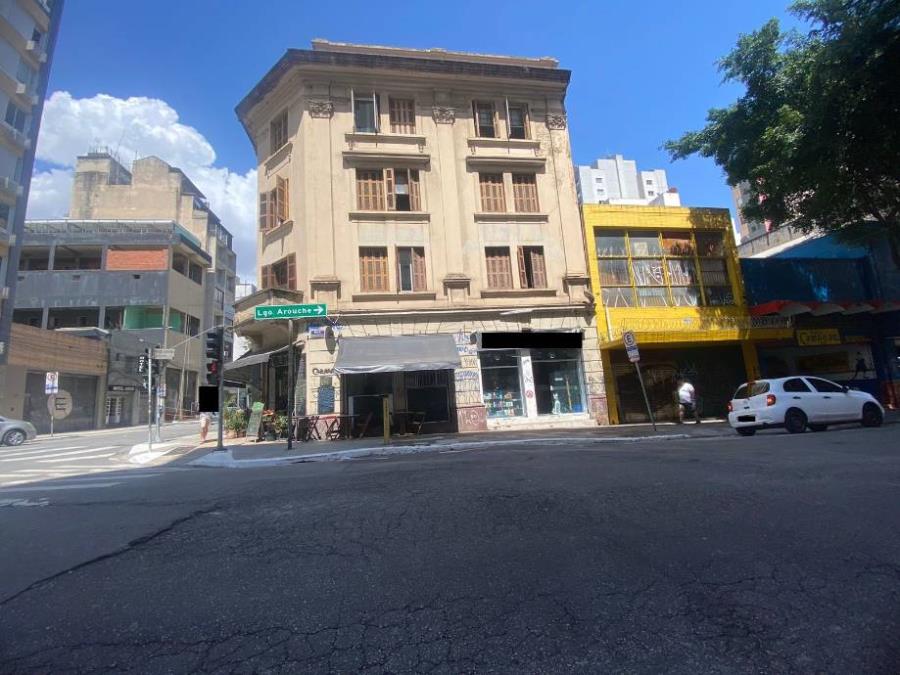 Loja comercial com 50m², ocupada, ideal para investimento