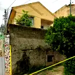 Casa com 3 quartos, 2 banheiros e garagem