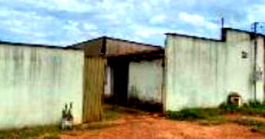Casa em leilão com 116m² construída em Nova Crixás/GO