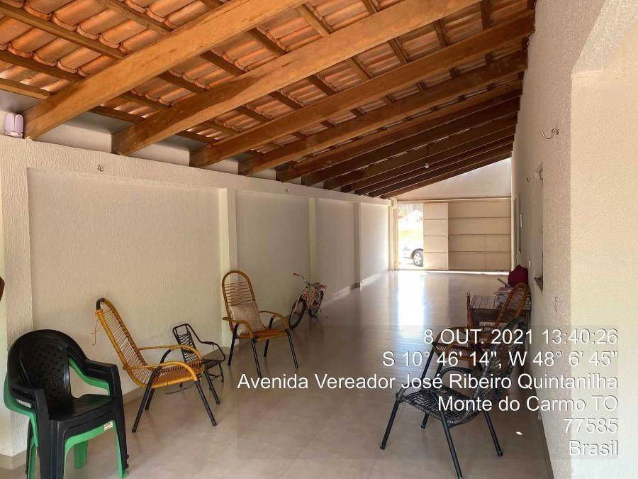 Casa padrão com 1 vaga de garagem, 186m² construída, ocupada
