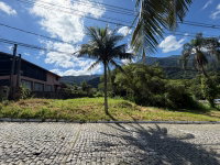 Terreno em condomínio fechado com 600m² em Mangaratiba
