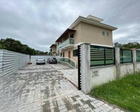 Casa de condomínio com 2 quartos e 2 banheiros, 83,51 m², ocupada