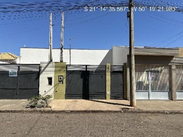 Casa com 1 quarto e 1 banheiro, 57,32 m², área de terreno 126,5 m²