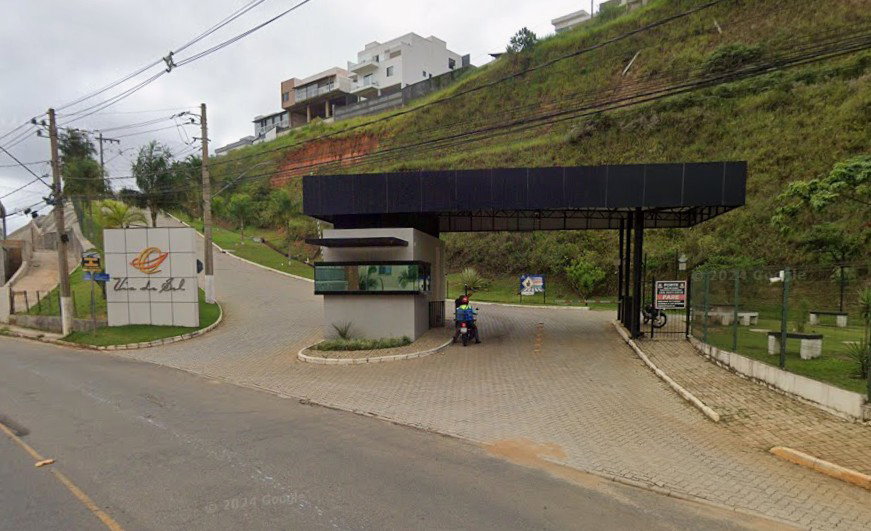 Casa com 240,96 m² em São Pedro, Ocupada