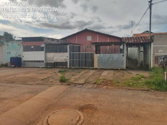 Casa com 50,6m² e Terreno de 90m² em Valparaíso de Goiás/GO
