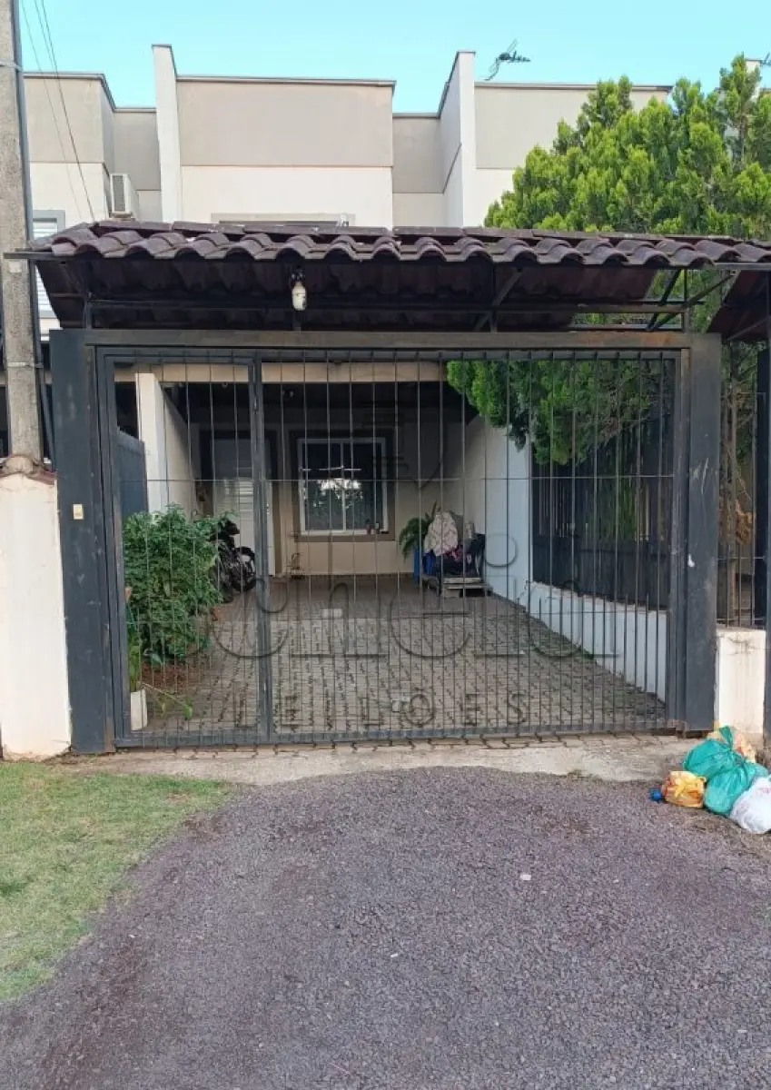 Casa com 65,41m² em Condomínio Residencial Encantos II