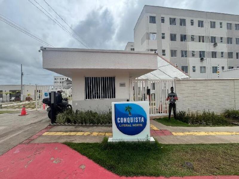 Apartamento com 2 quartos em Camaçari/BA