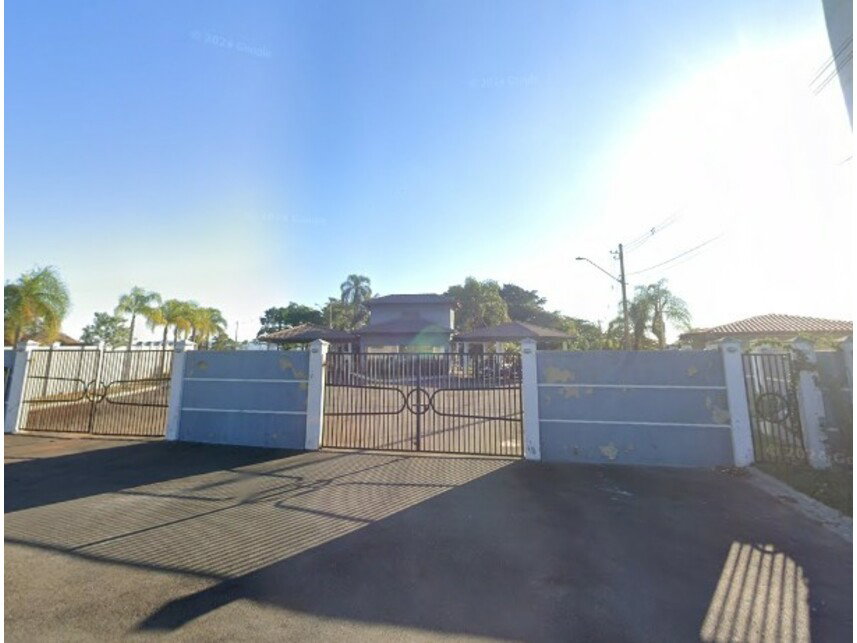 Terreno de 1.066,19m² em condomínio