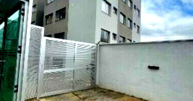Apartamento Ocupado no Cabral com 1 Vaga de Garagem