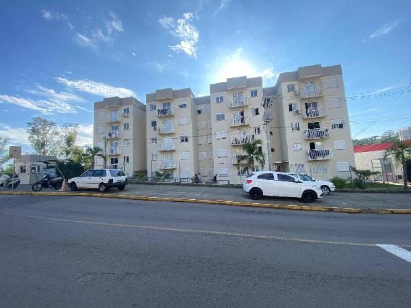 Apartamento 47m² com 1 vaga, 2 quartos e 1 banheiro, desocupado