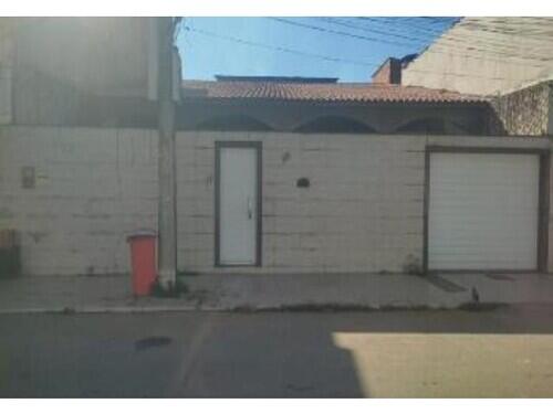 Casa 309m² em terreno de 473m² - Ocupada