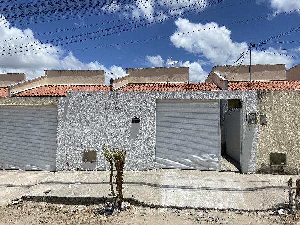 Casa com 2 Quartos e 1 Vaga em Carnaubal