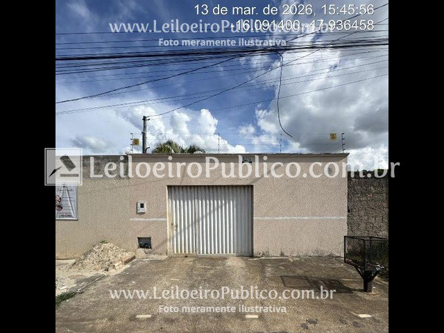Casa 60m² em Cidade Ocidental (GO) - 2 quartos, 1 vaga