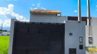 Casa em Pindamonhangaba com 75m² construída