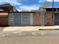 Casa com 3 quartos em Pará de Minas