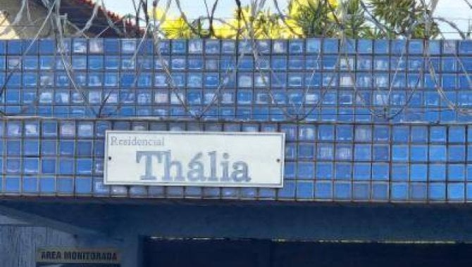 Apartamento com 2 quartos, 2 banheiros e 1 vaga de garagem