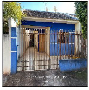 Casa com 3 Quartos e Área Privativa em Jardim Verão
