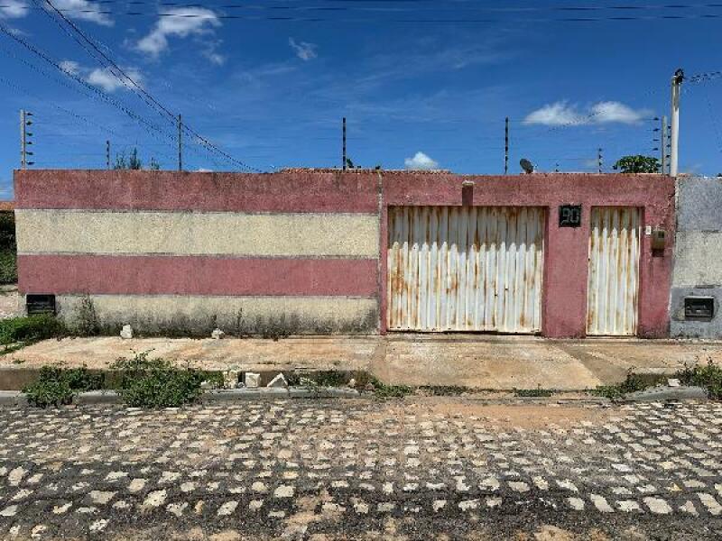 Casa em Mossoró/RN - 2 Quartos, 55m², Terreno 255m²