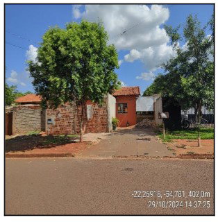 Terreno de 300m² com potencial para construção