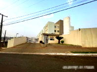 Apartamento com 2 quartos e 1 vaga em Londrina/PR