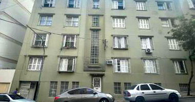 Apartamento de 02 Dormitórios com 66,17m² no Centro